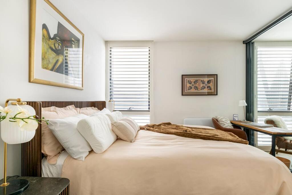 Apartment Collingwood Cool + Fast Wi-fi & Secure Car Park Melbourne