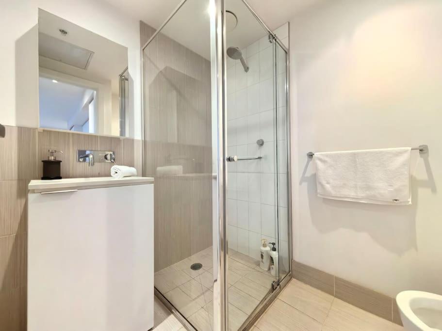 Charming 1br Southbank W Balcony & Free Parking#ti22 Melbourne