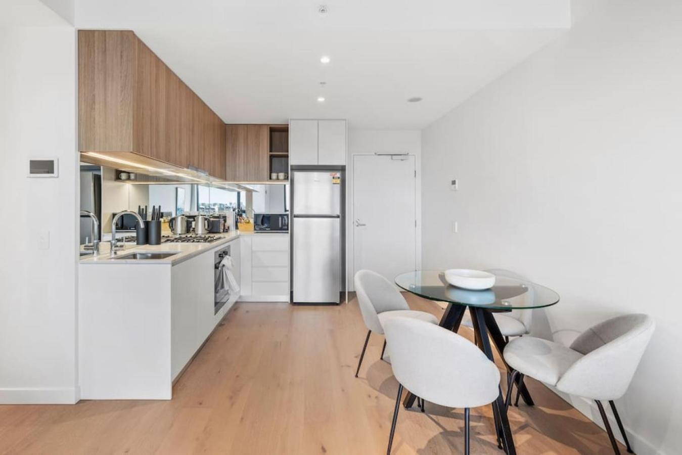 Stunning Southbank - Free Parking Apartment