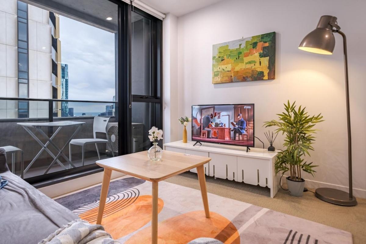 Manhattan View 2br Apt On L52 In Mel Cbd-a07 Apartment