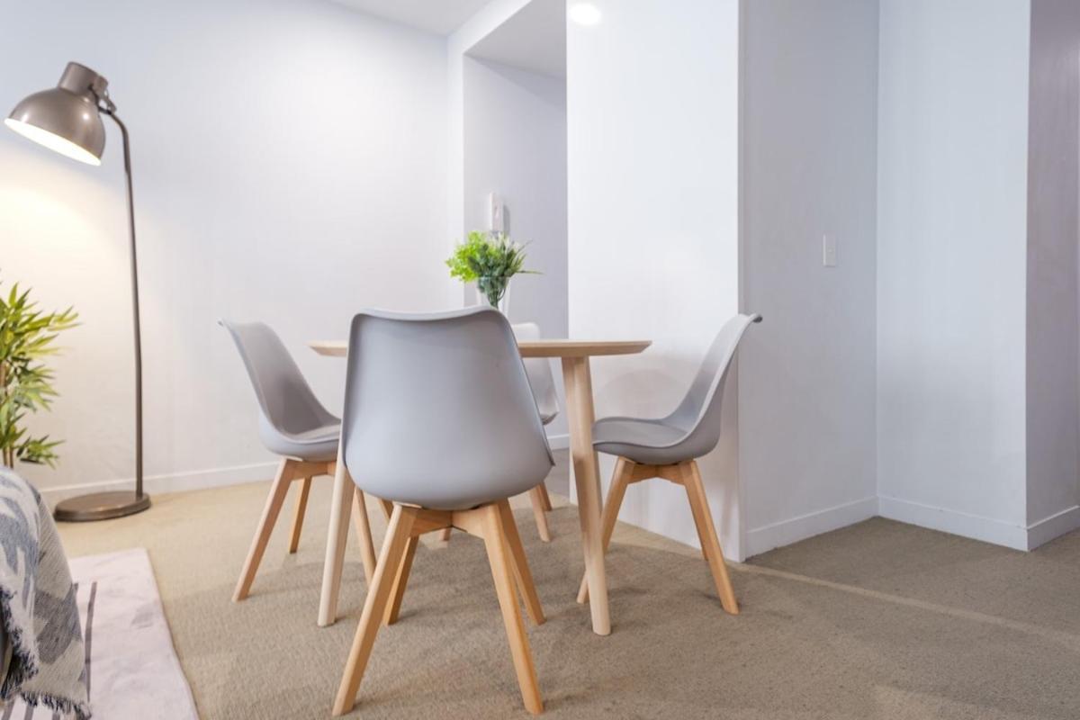Apartment Manhattan View 2br Apt On L52 In Mel Cbd-a07 *