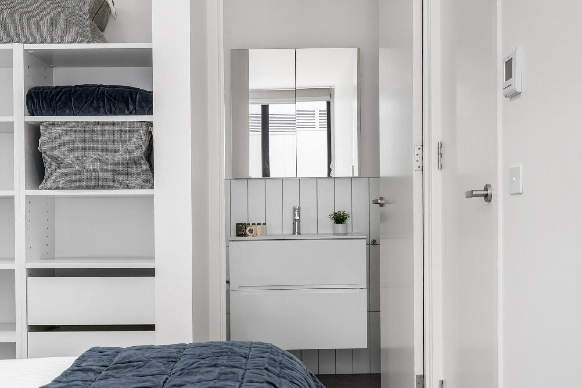 Boutique - Axel G02 The Faircroft Melbourne