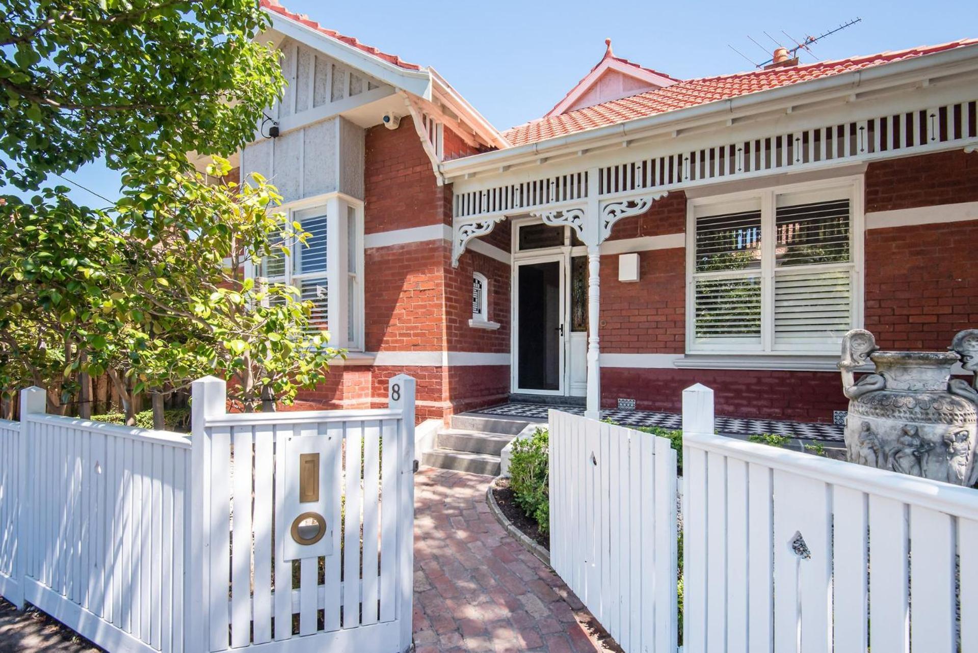 Stylish Contemporary Retreat St Kilda Melbourne