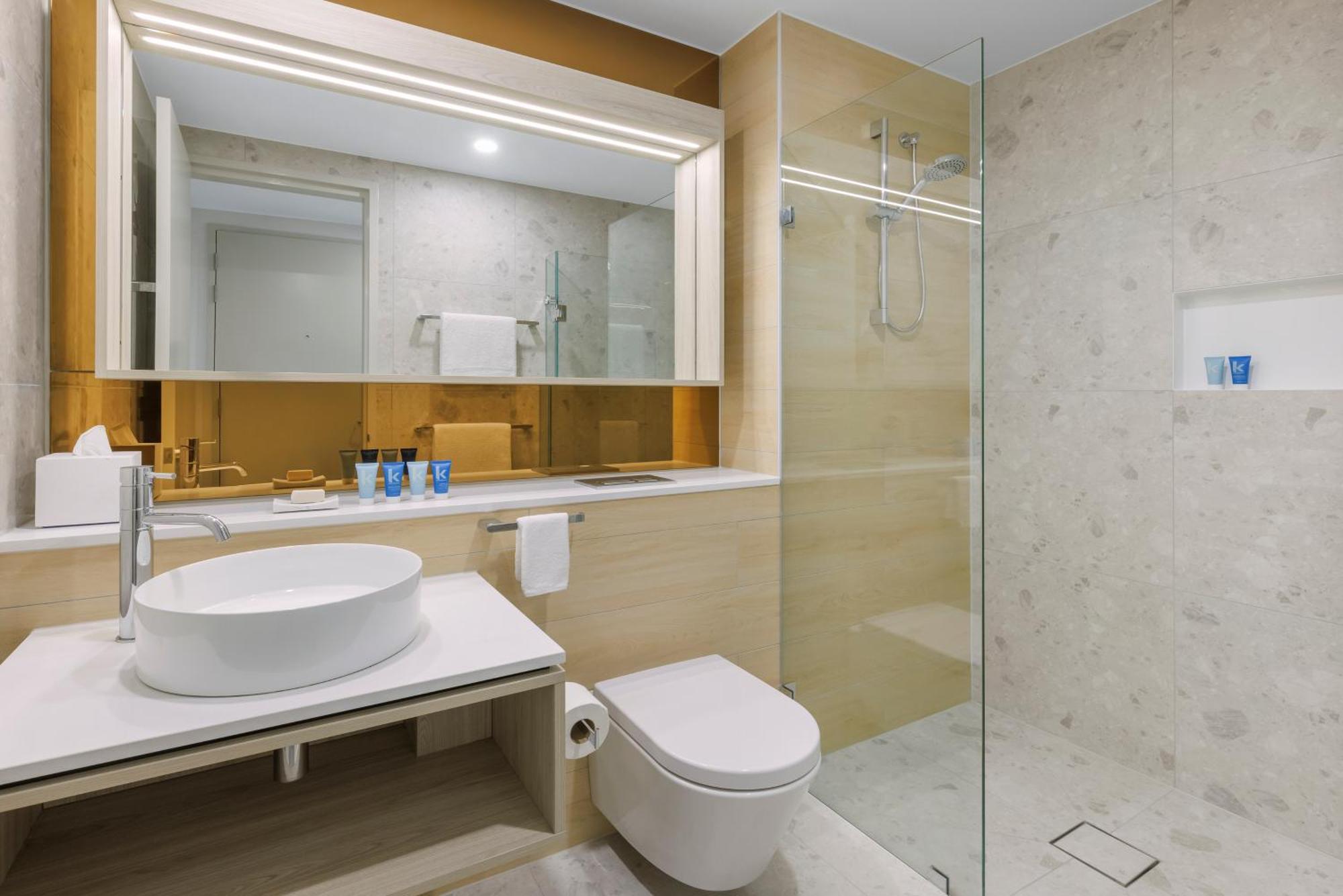 Meriton 5* Melbourne