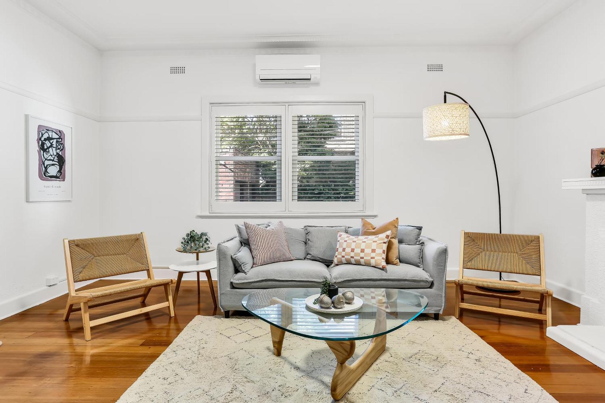 Large 3 Bed Art Deco In Camberwell Apartment Melbourne
