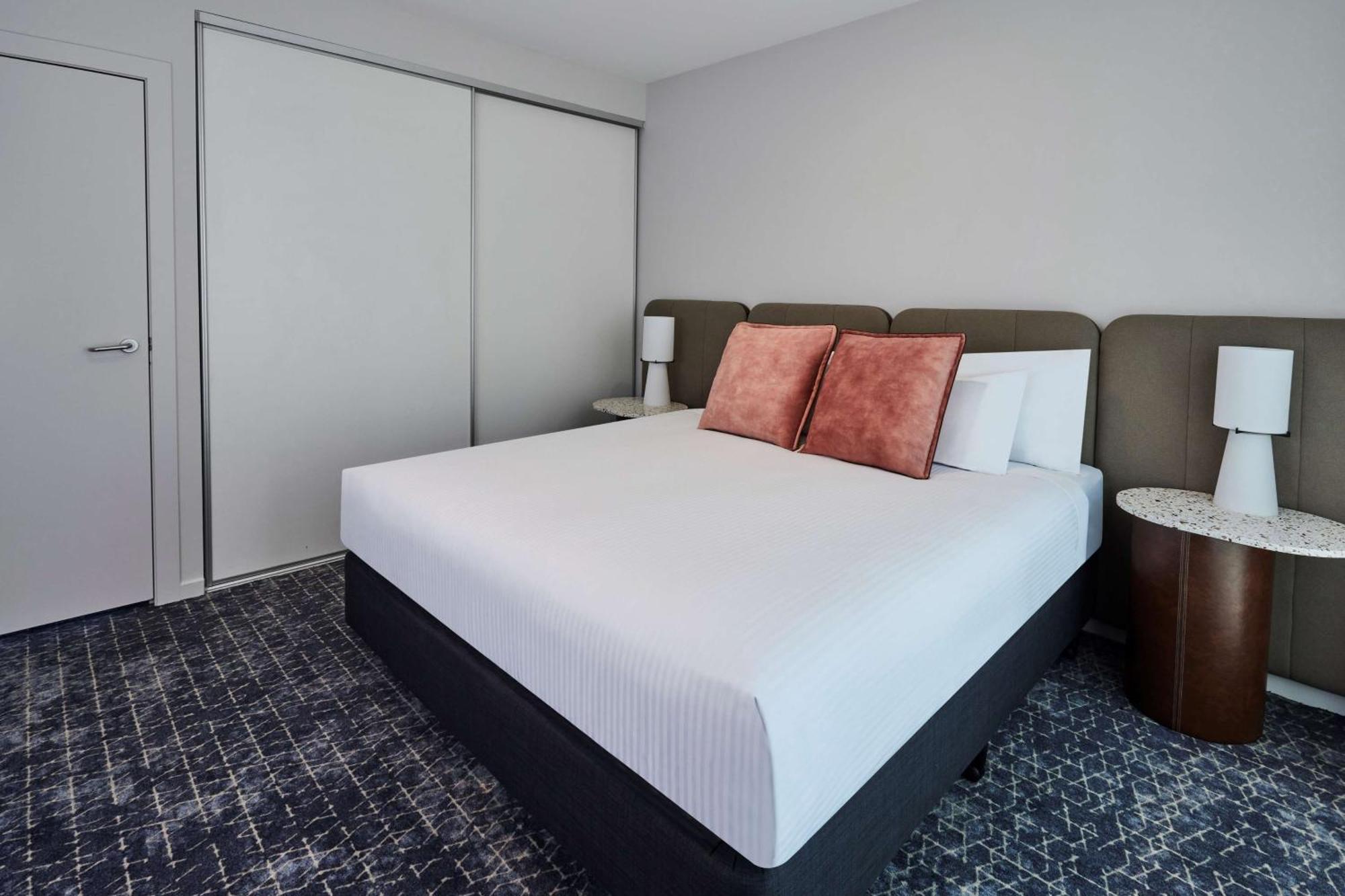Adina Flinders Street Aparthotel Melbourne