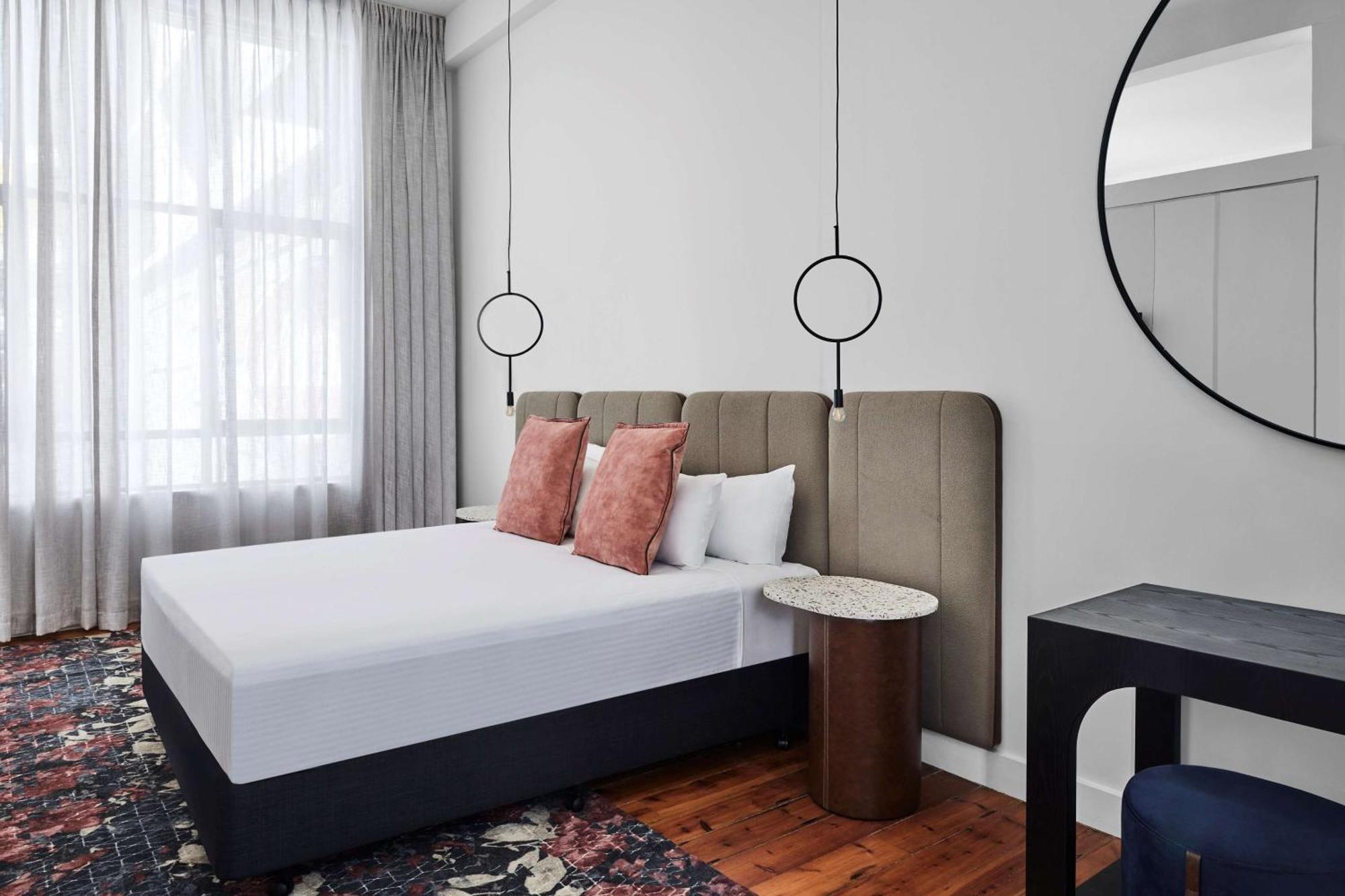 Adina Flinders Street Aparthotel 4*
