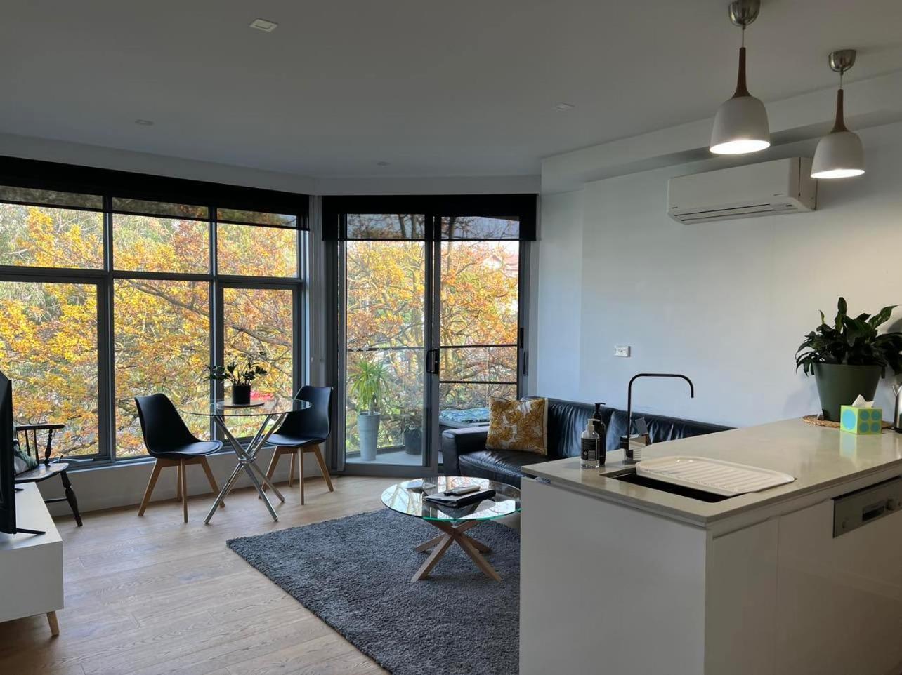 Centrepoint Units Heidelberg Apartment Melbourne