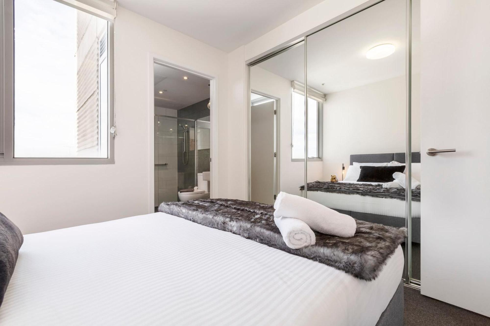 In The Heart Of Richmond - 1693 Apartment