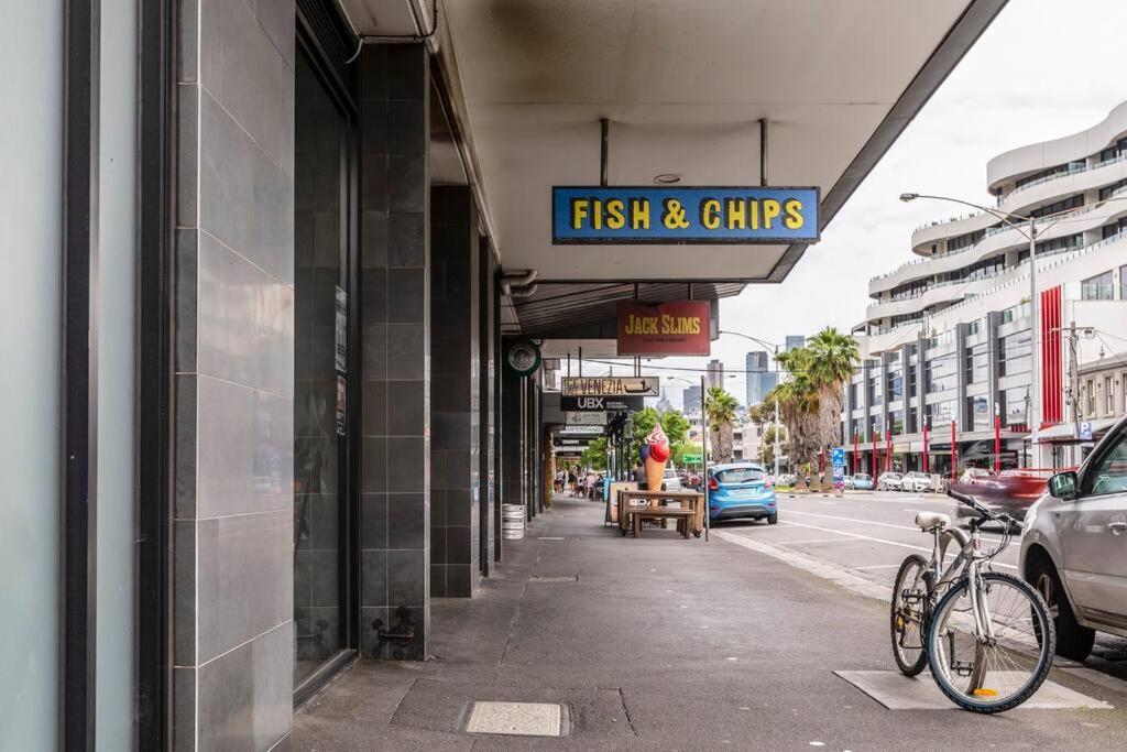 Amazing Luxury & So Close To The Cbd - 01756 Apartment
