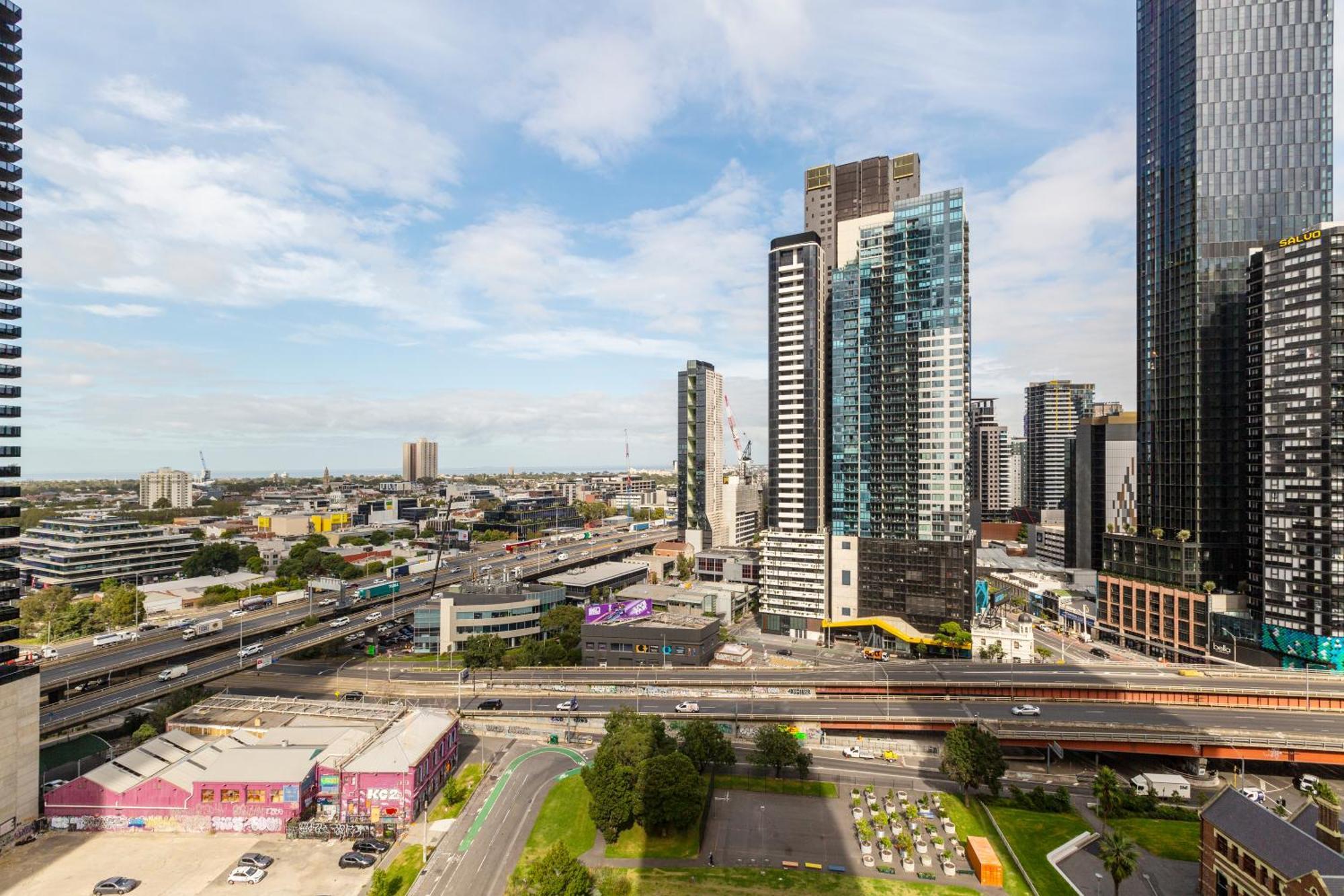 ☆of Southbank☆parking☆balcony☆views☆wifi☆ * Melbourne