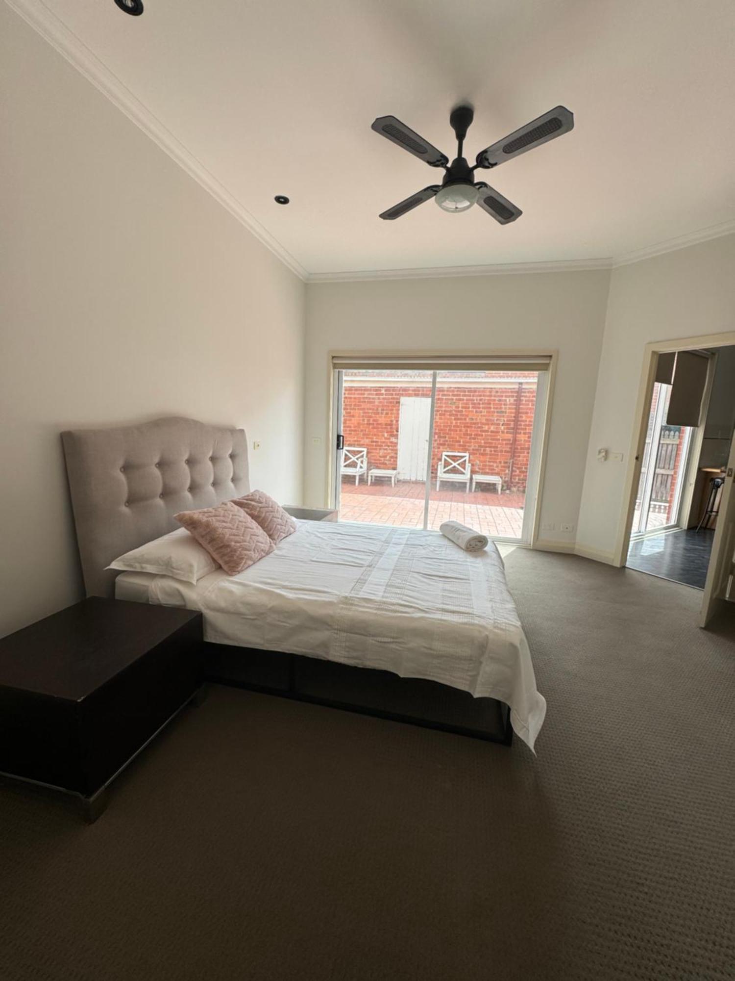 Bentleighs Magnificent Beautifully Renovated And Extended 1920s Period Family Home. Melbourne