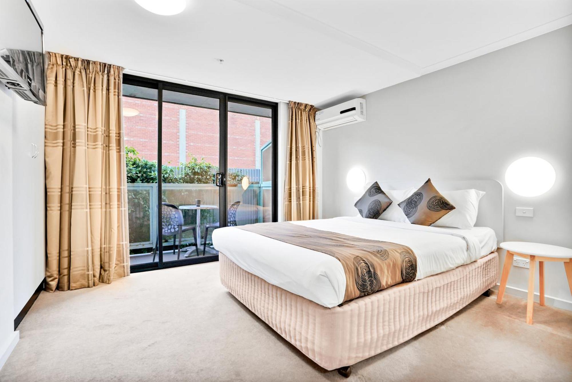 Aparthotel Carlton Lygon - Close To Uni Melbourne