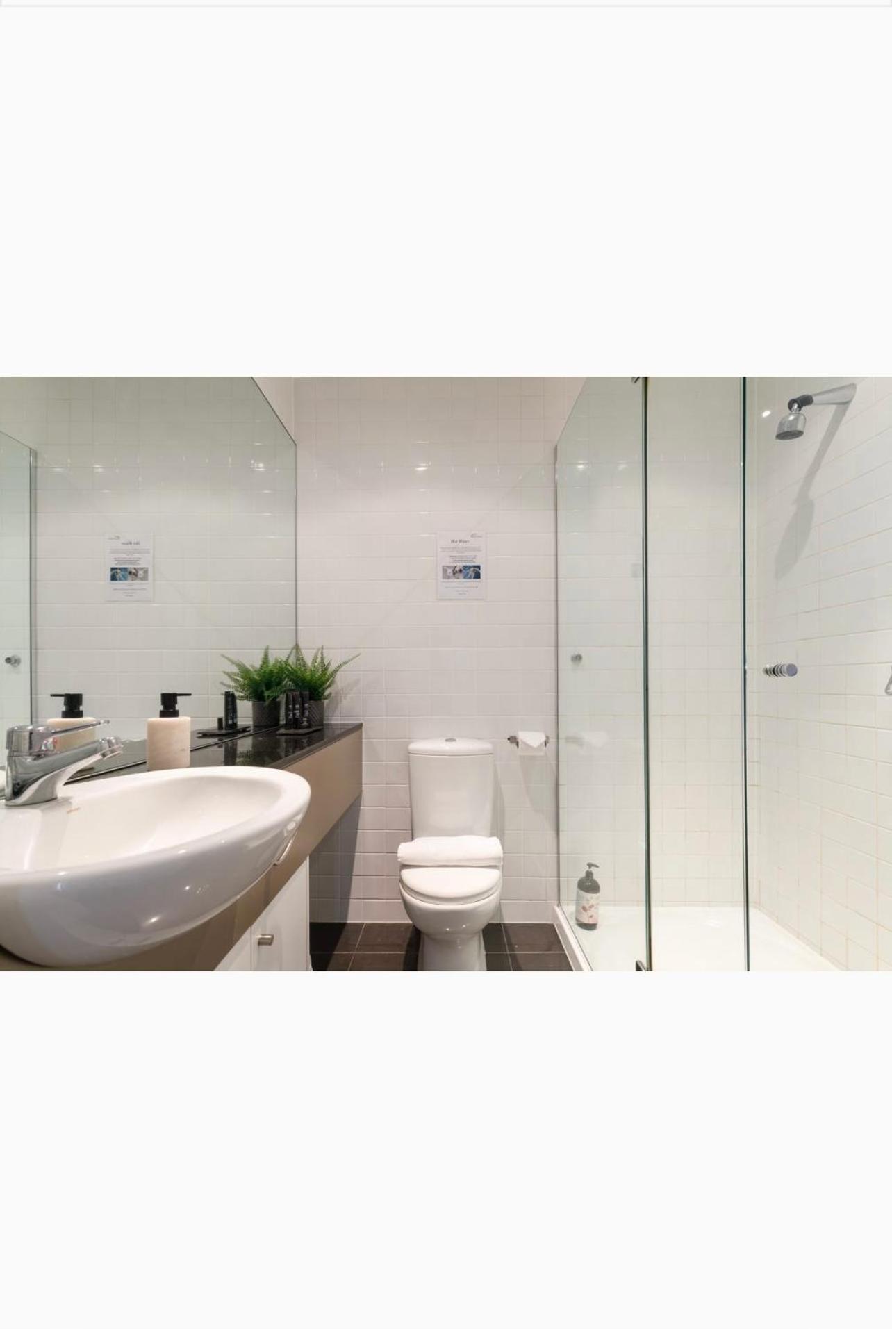Apartment Bright Views Penthouse On Collins Melbourne