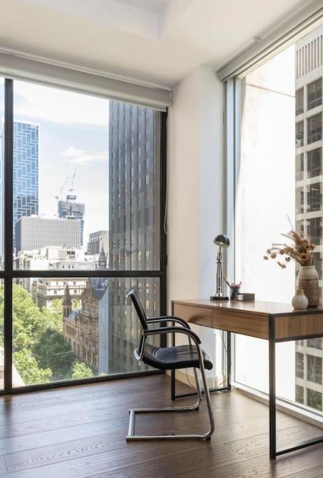 Bright Views Penthouse On Collins Apartment Melbourne