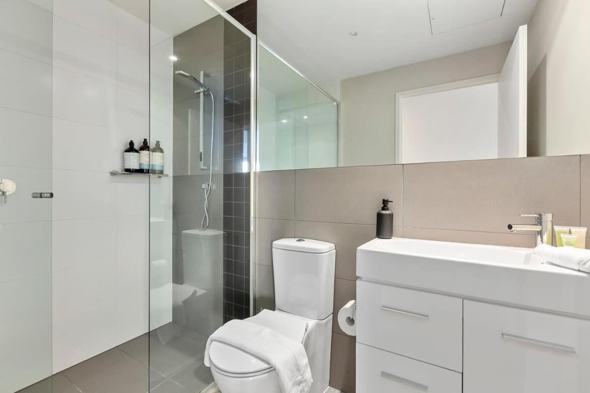 Riverside Haven Abbotsford Apartment