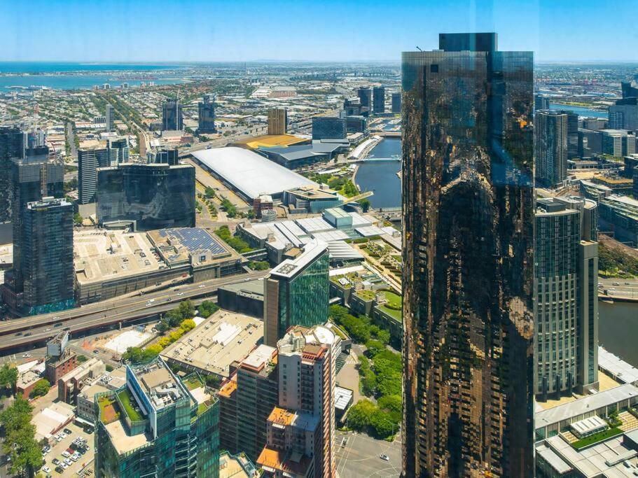 Cbd Heart｜awe- Inspiring Heights｜breathtaking View Apartment Melbourne