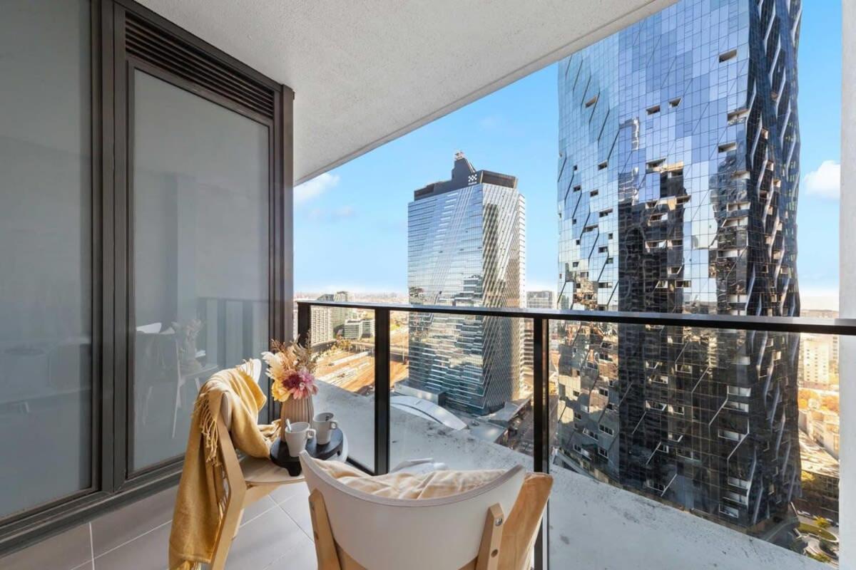 A 2br With Views Next To Southern Cross * Melbourne