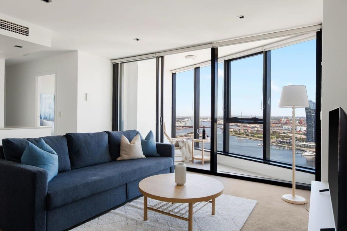 A 2br With Amazing Harbor Views Free Parking *