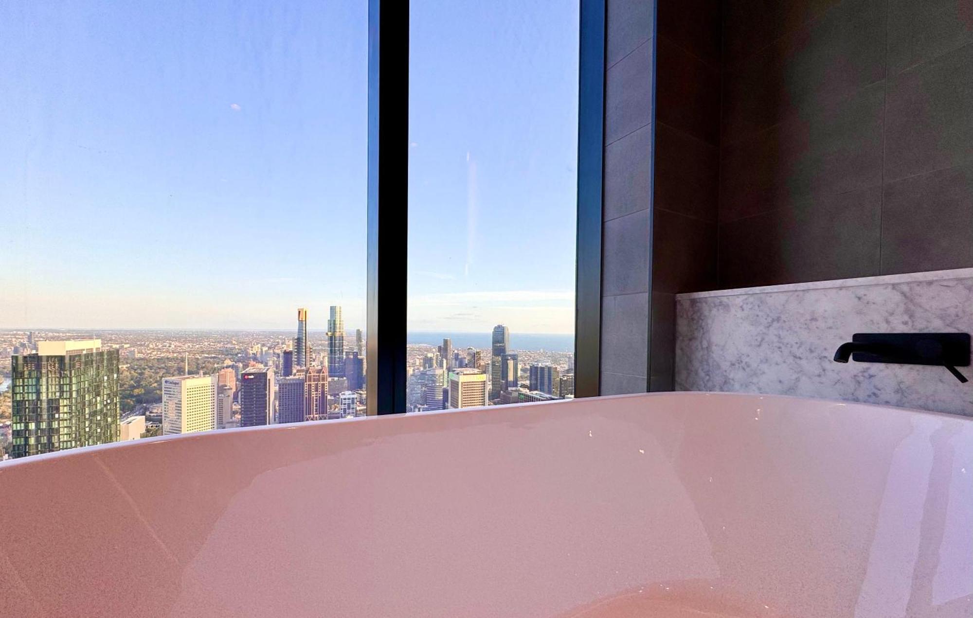 Sky High 3 Beds Melbourne