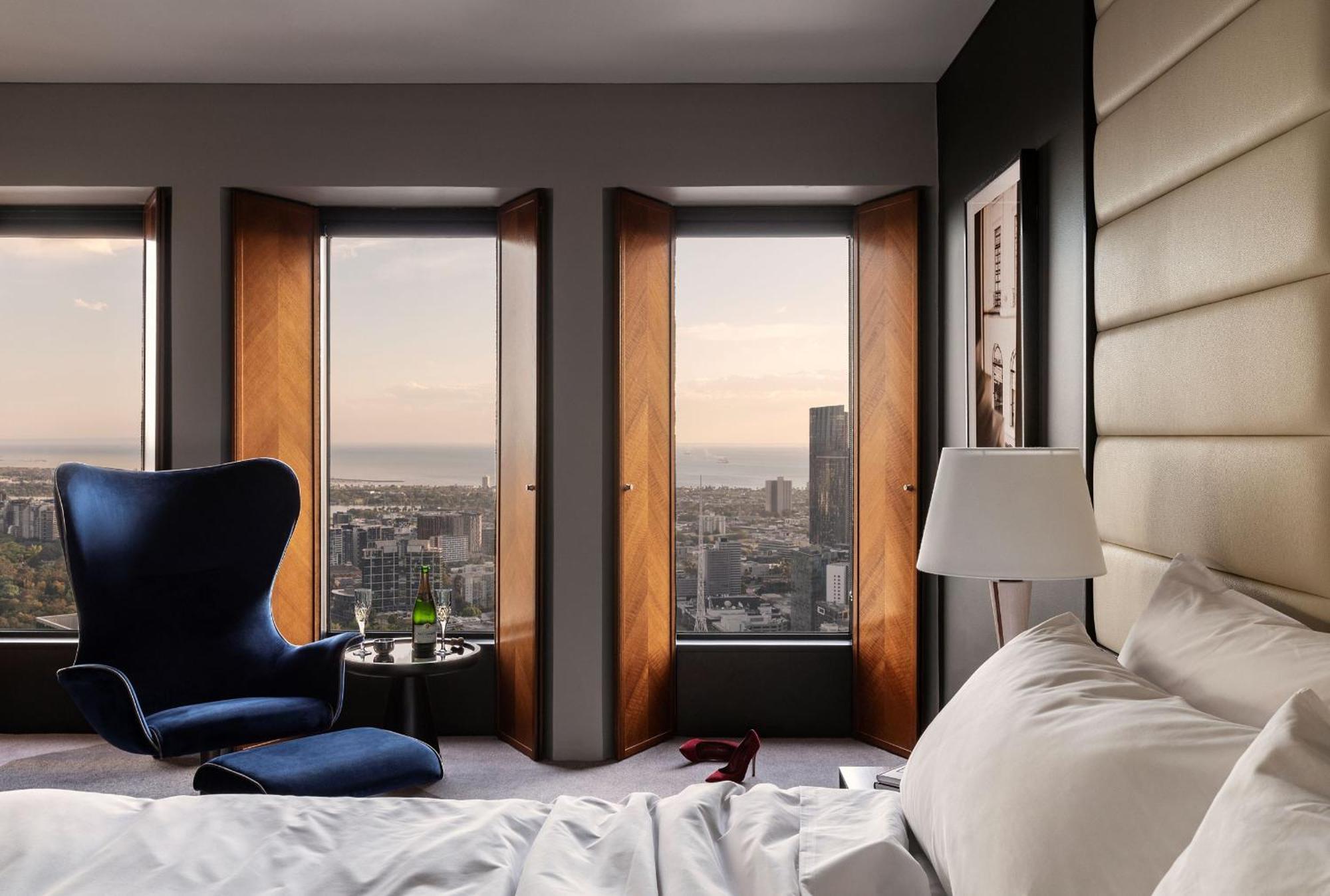 Sofitel On Collins Hotel 5*