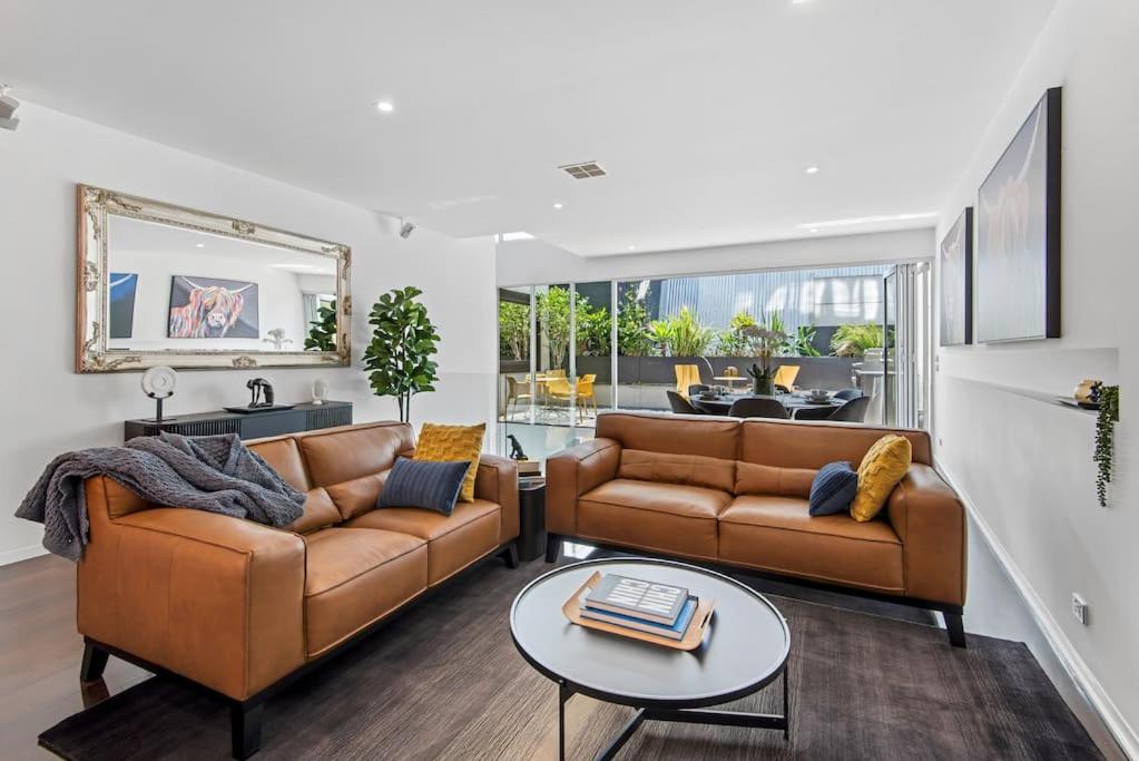 Stunning Executive Townhouse In Richmond Holiday home *