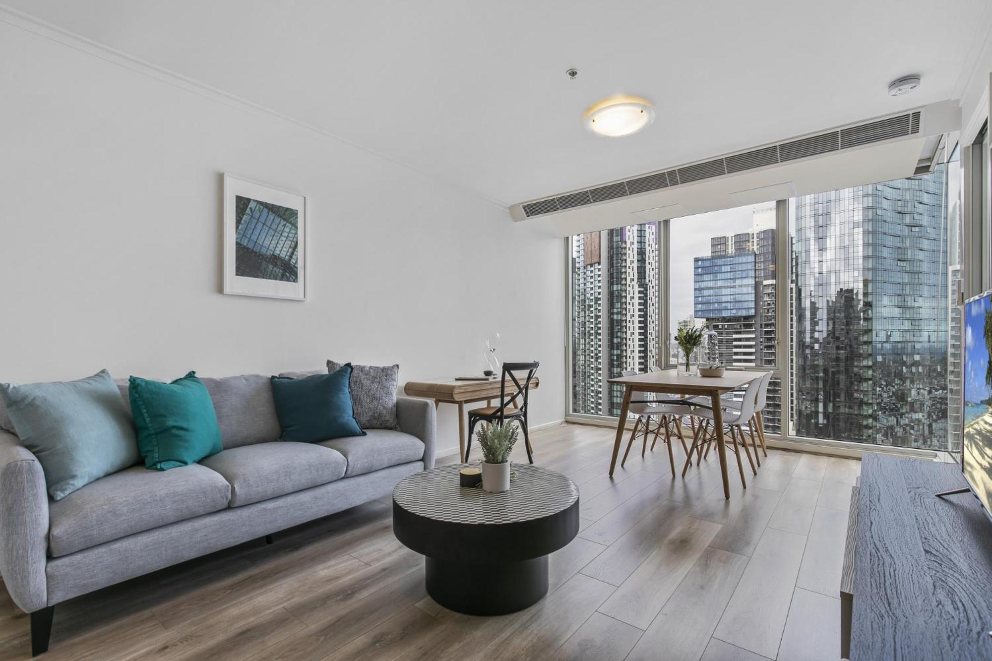 Spacious Family Haven Near Centre Apartamento