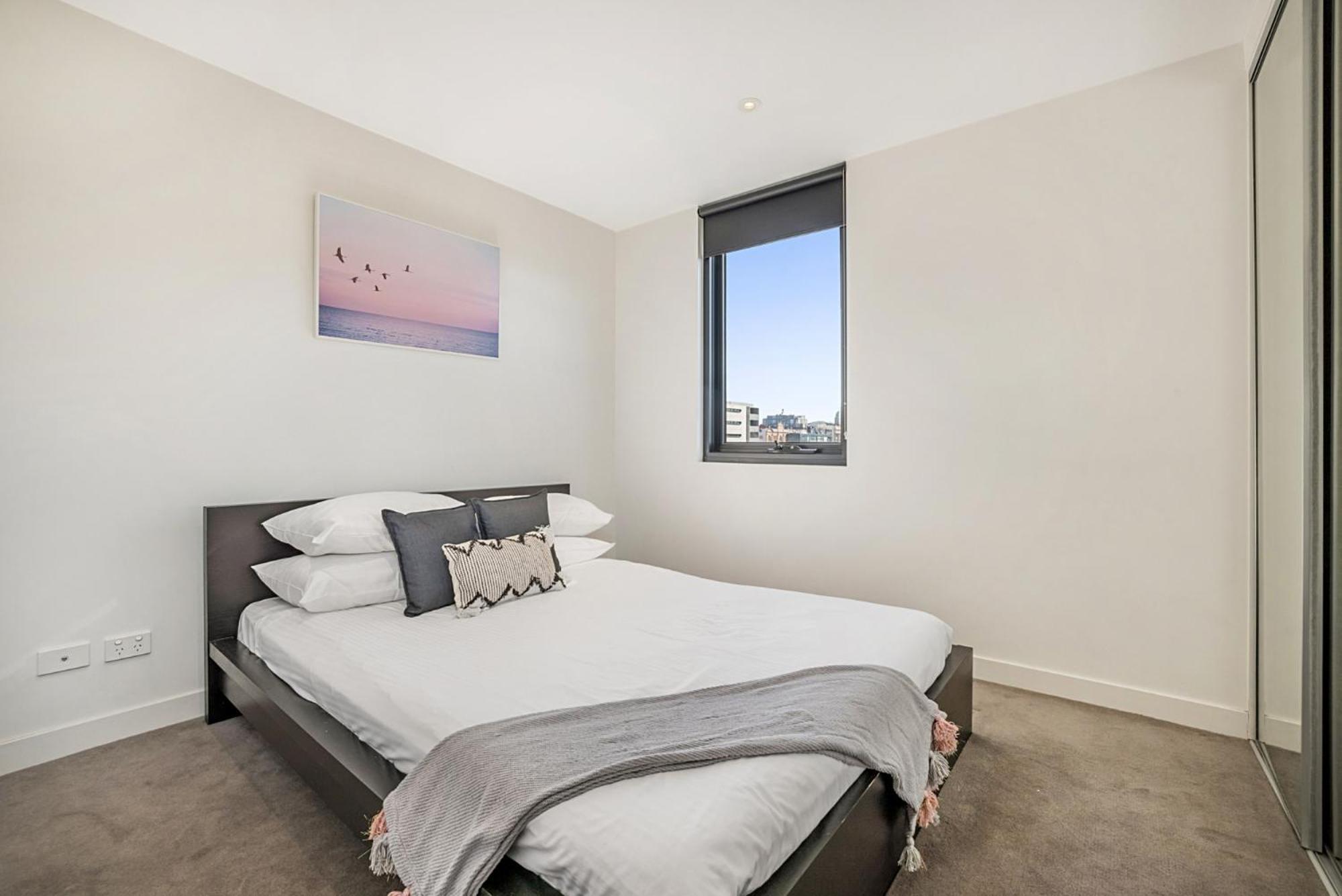 Comfy 2-bed Balcony Unit Near Iconic Chapel St Apartment Melbourne