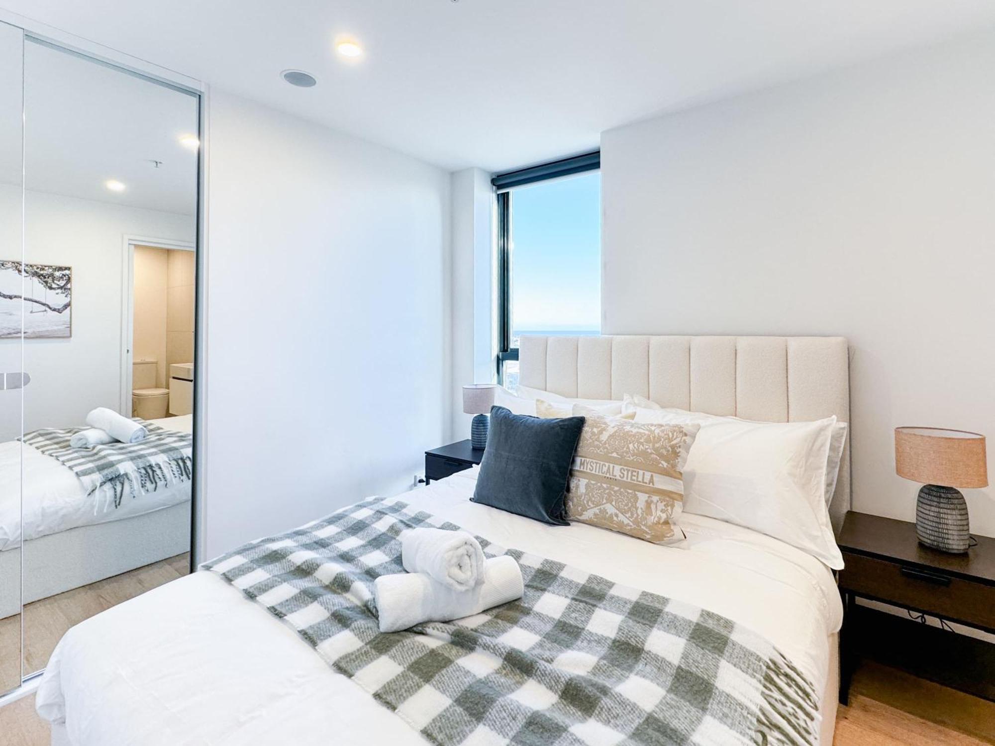 Elegant 2br Skyline Free Parking Apartamento *