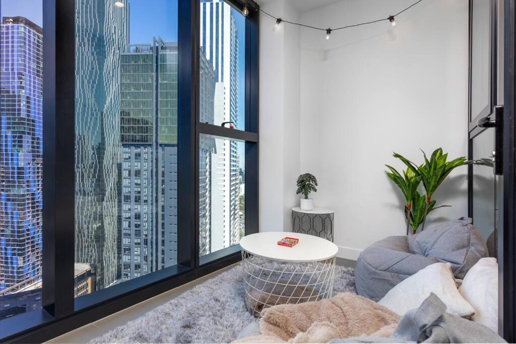 Apartment Unique & Spacious Retreat - Cozy Balcony View