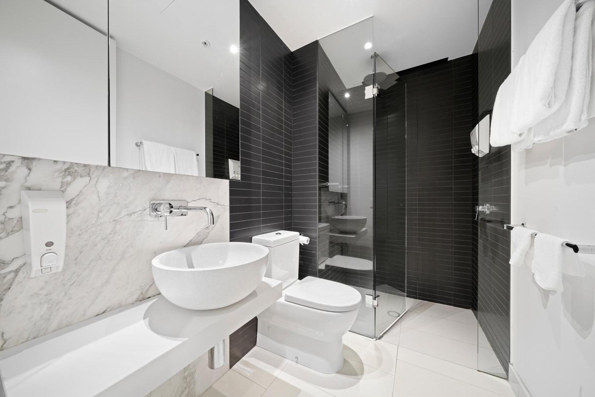 Apartment Flinders Street