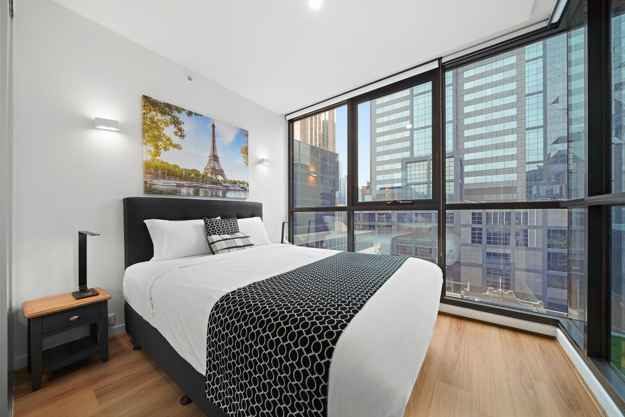 Flinders Street Apartment