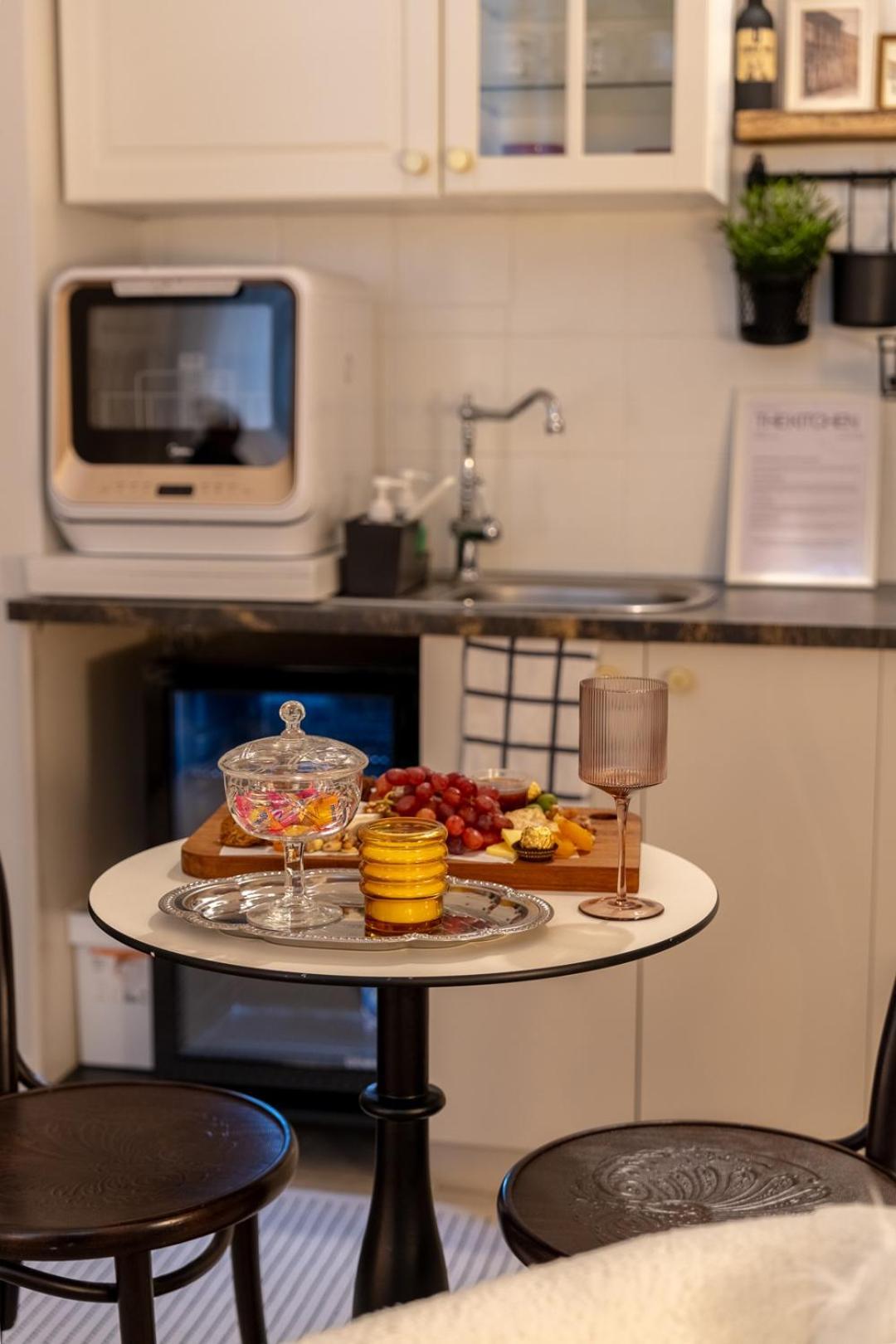 Apartment Emporium - Cbd Heritage Gem Melbourne