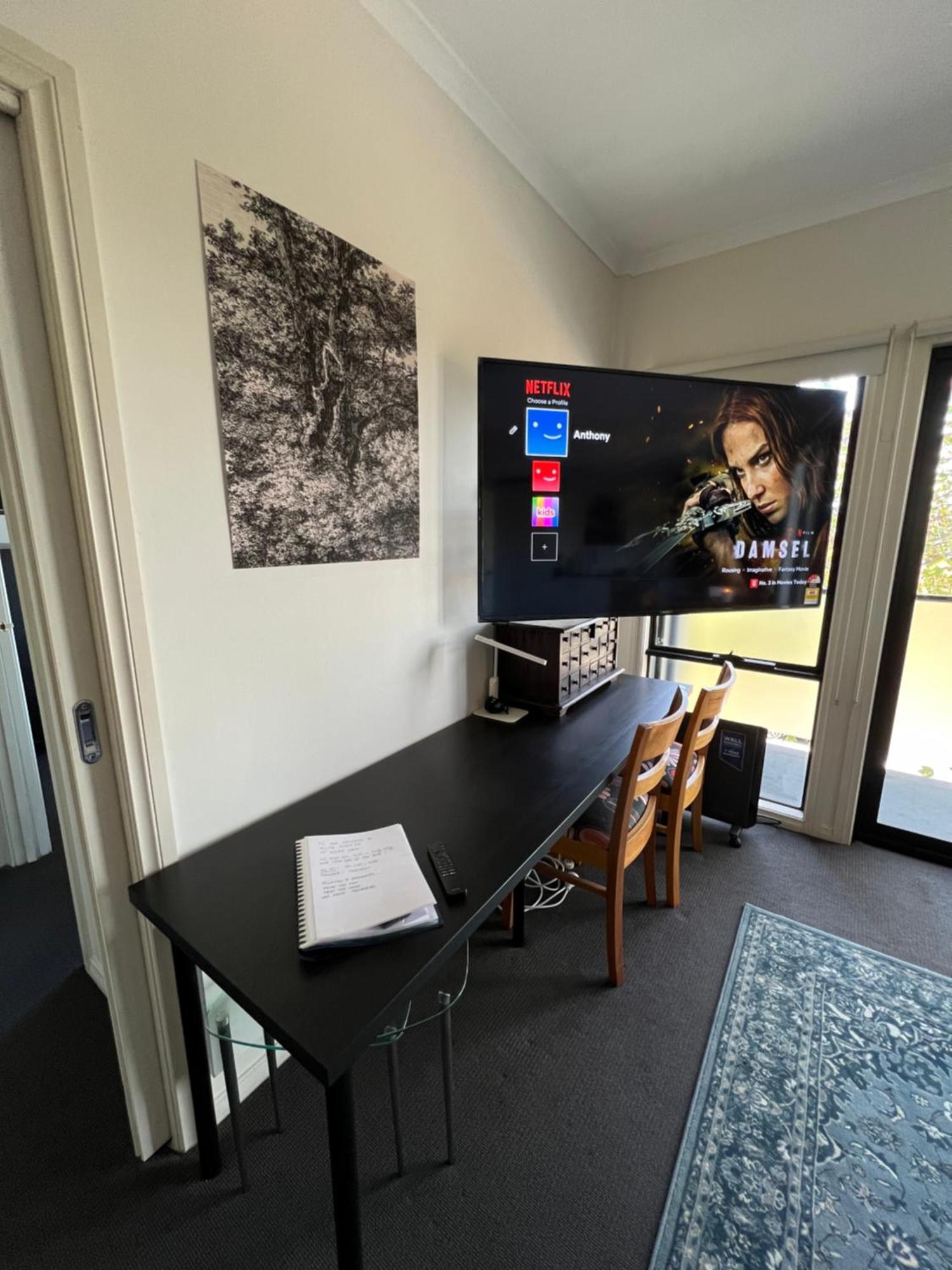 Cozy Apartment- Tranquil Haven In St Kilda's Heart * Melbourne