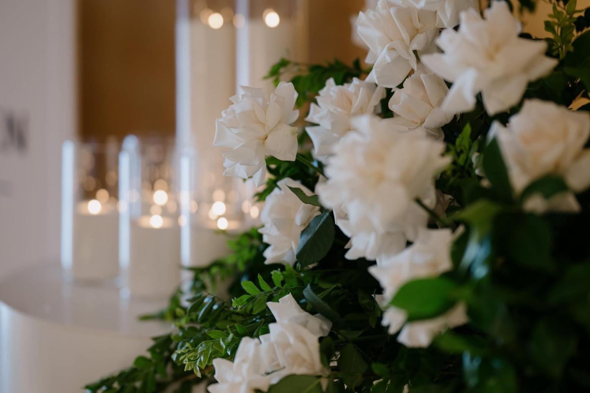 The Ritz-carlton,