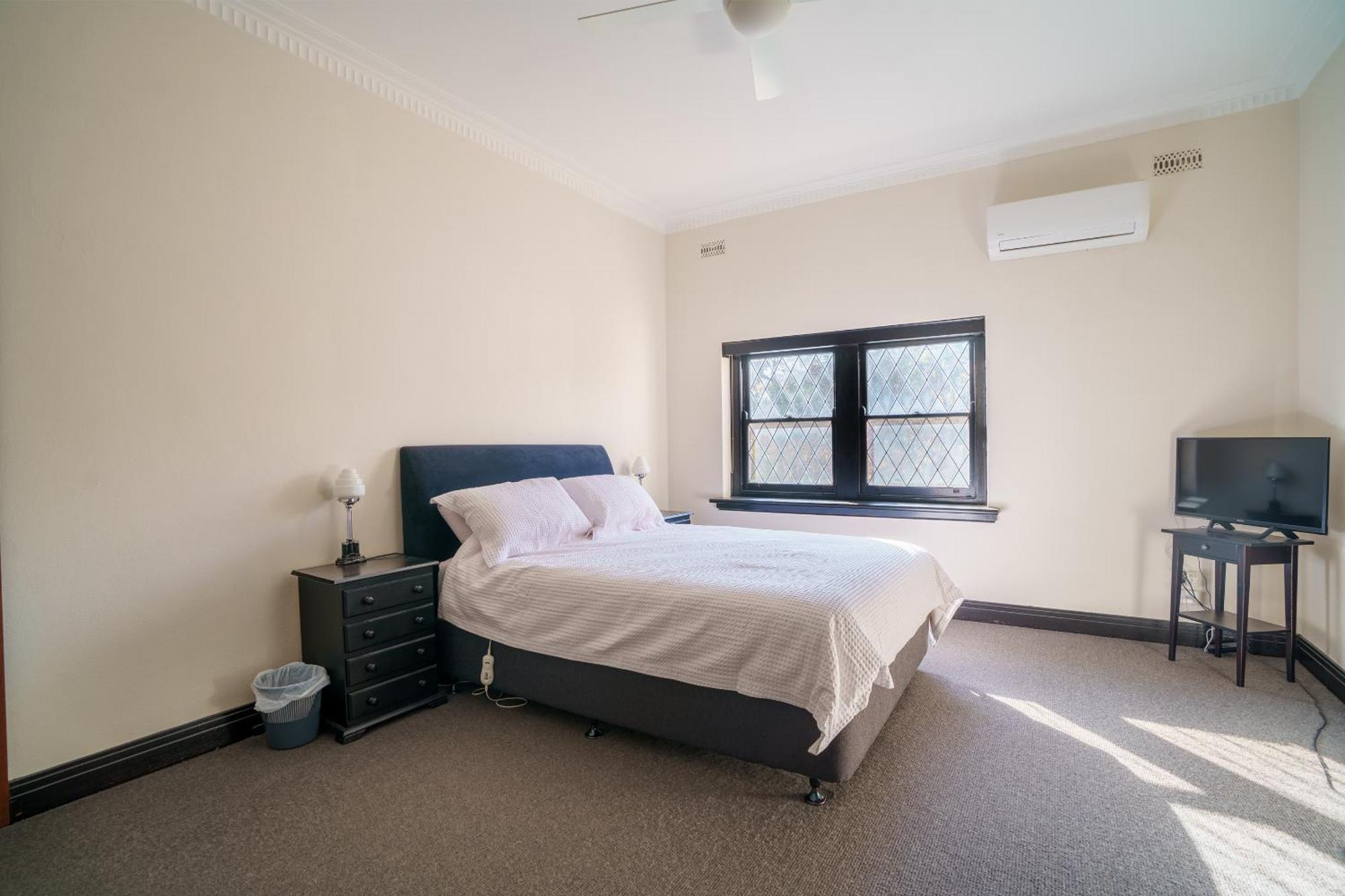 Elegant Caulfield North Family Holiday home *