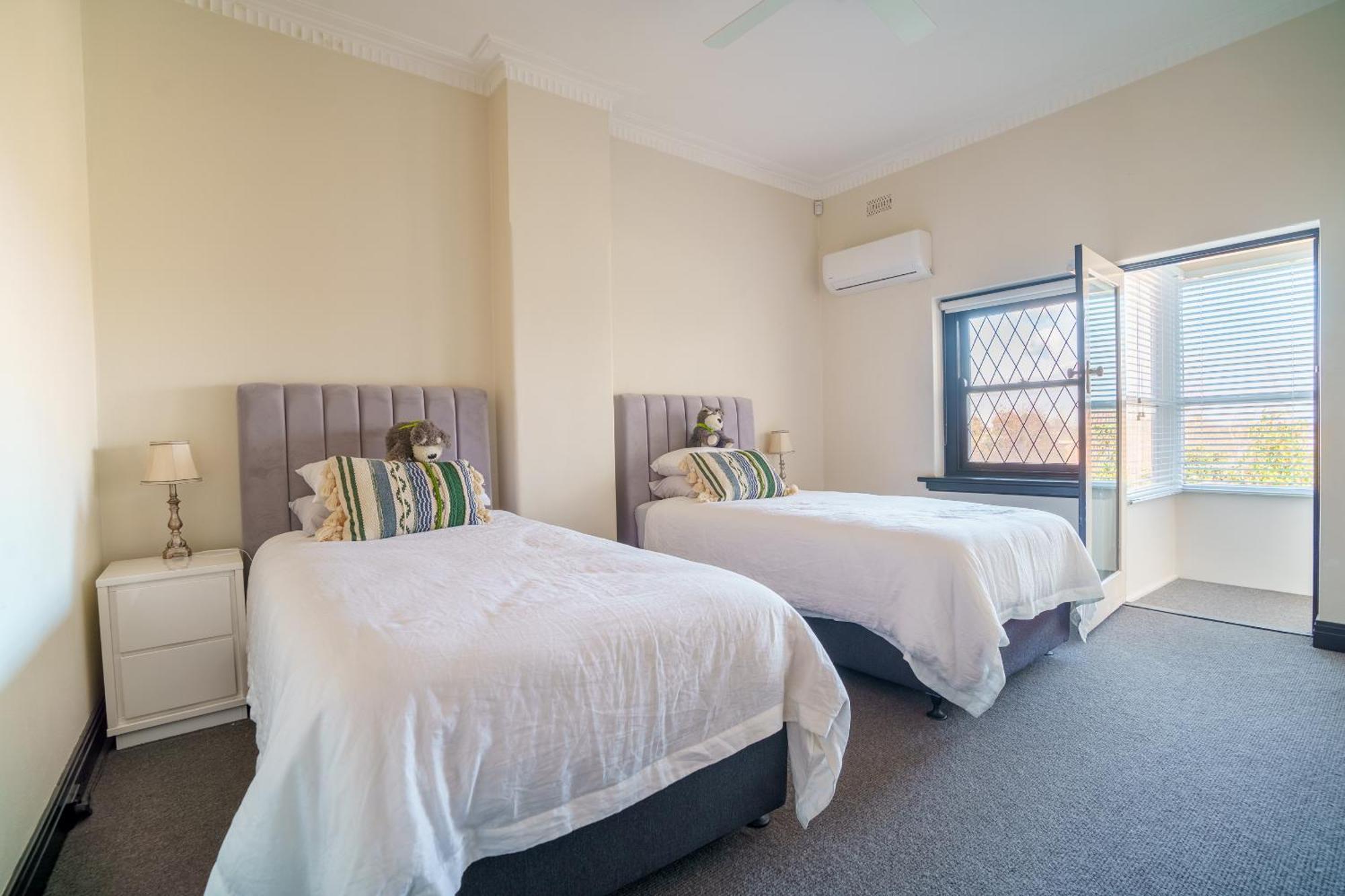 Elegant Caulfield North Family Holiday home Melbourne