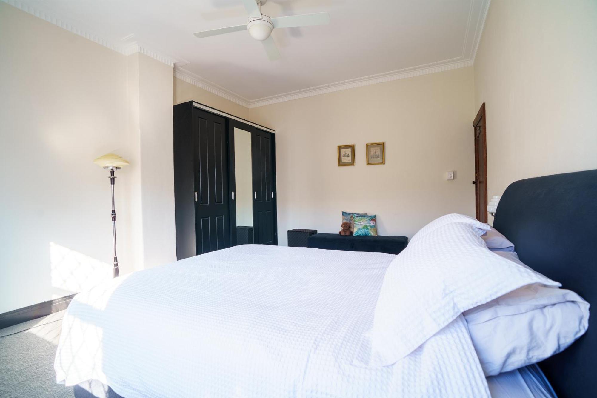 Holiday home Elegant Caulfield North Family