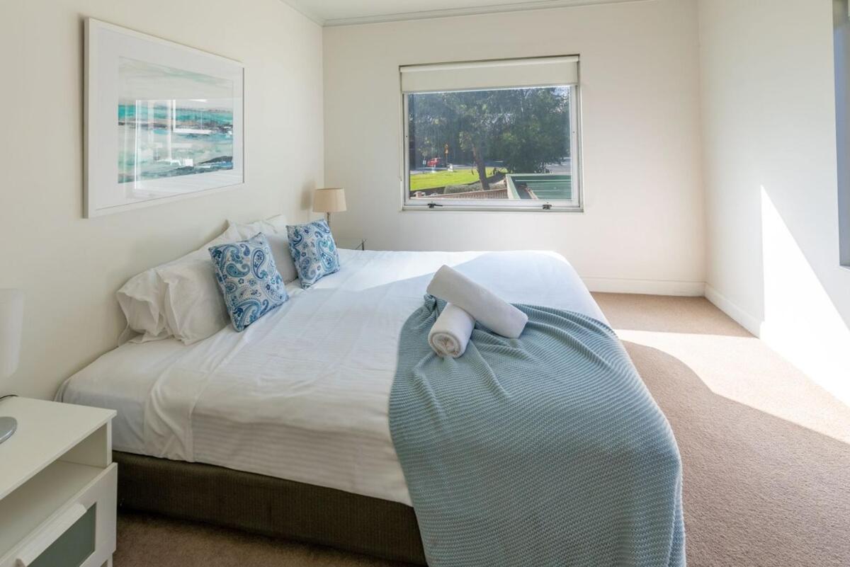 Large Bright 4 Bdrm Southbank * Melbourne