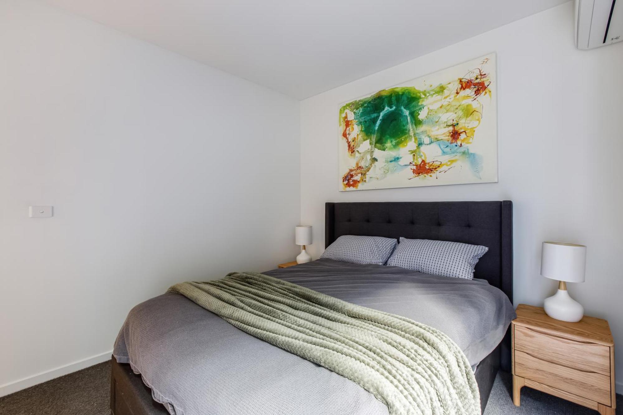 Large Prahran Retreat