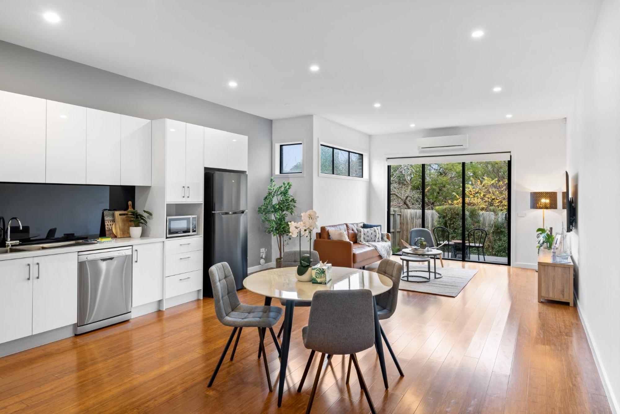 Modern 2-bed In Brunswick With Courtyard Casa de férias