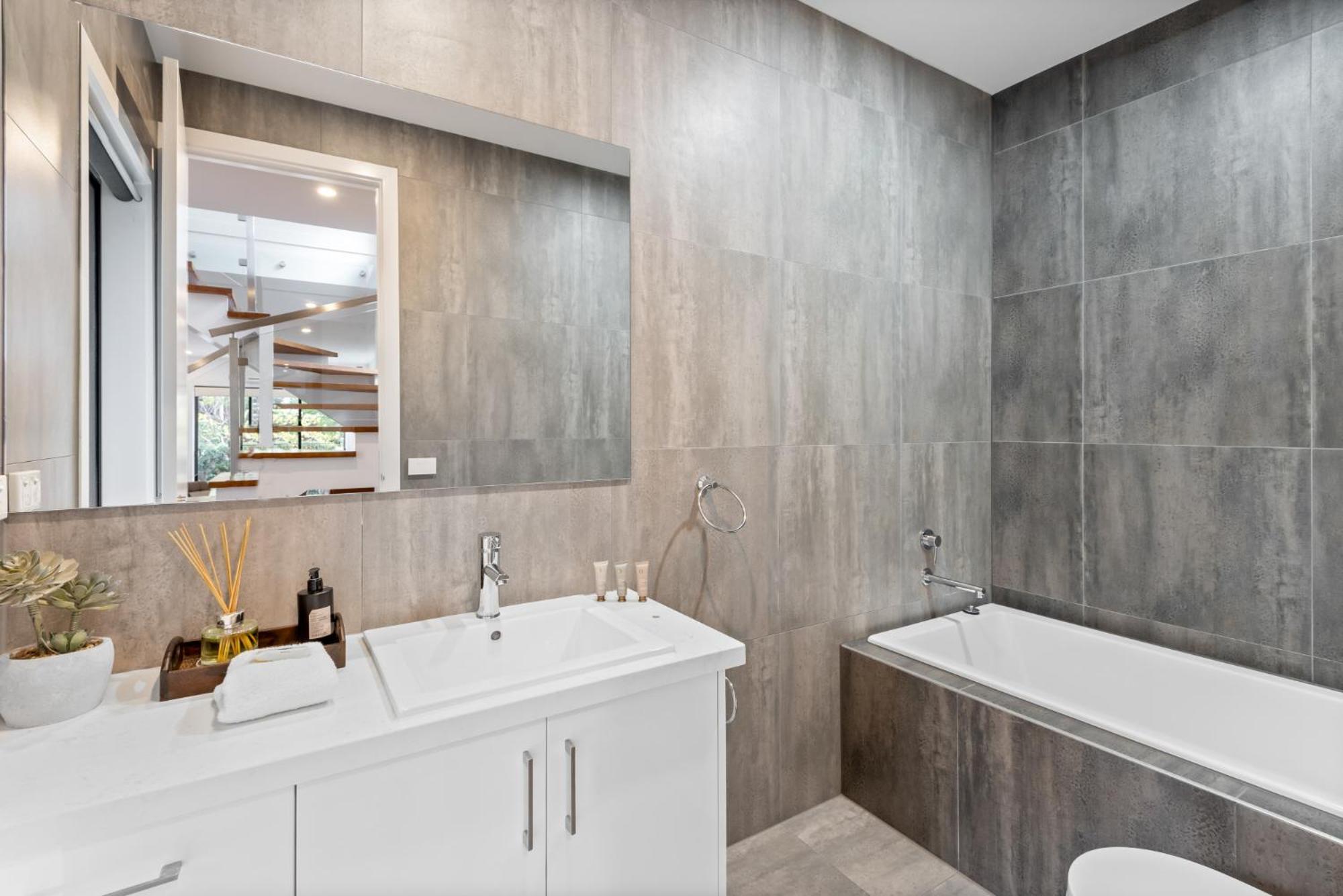 Modern 2-bed In Brunswick With Courtyard Casa de férias *