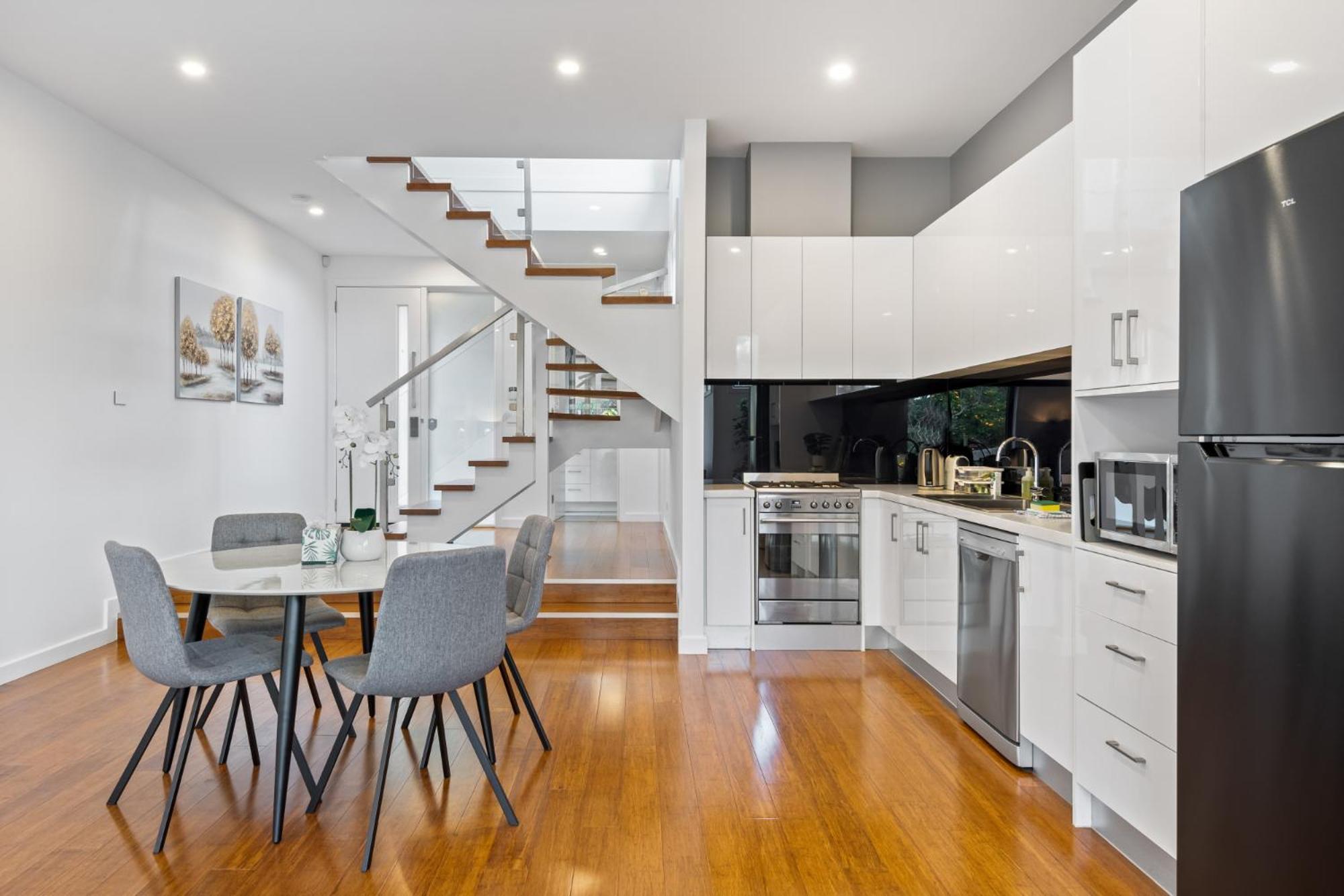 Modern 2-bed In Brunswick With Courtyard Casa de férias