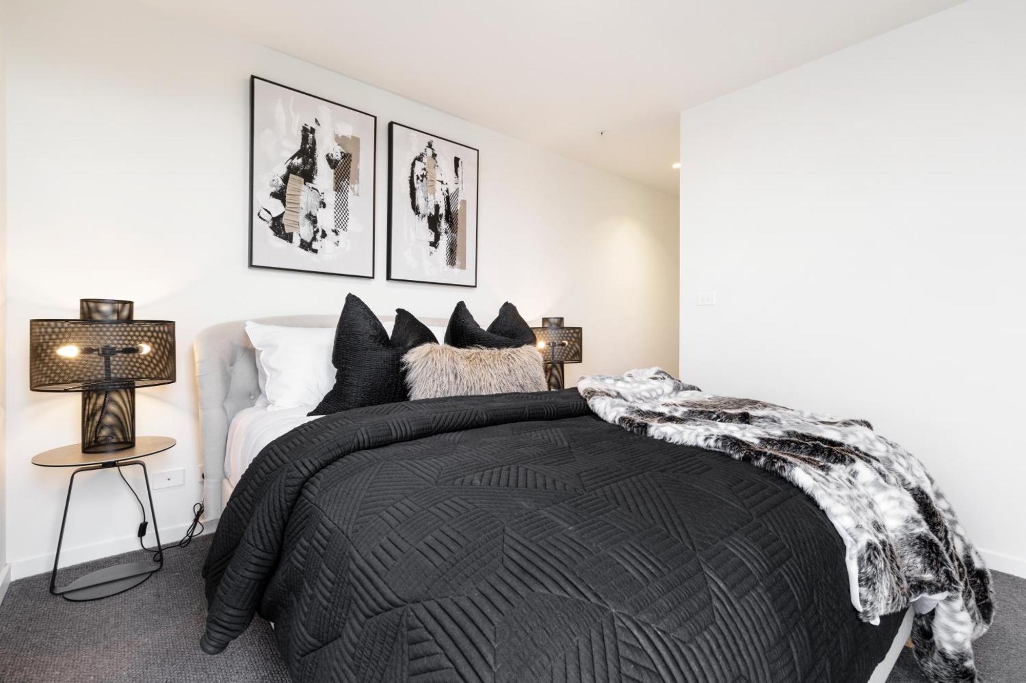 Apartment Suave In Trendy Prahransteps To Greville St Melbourne