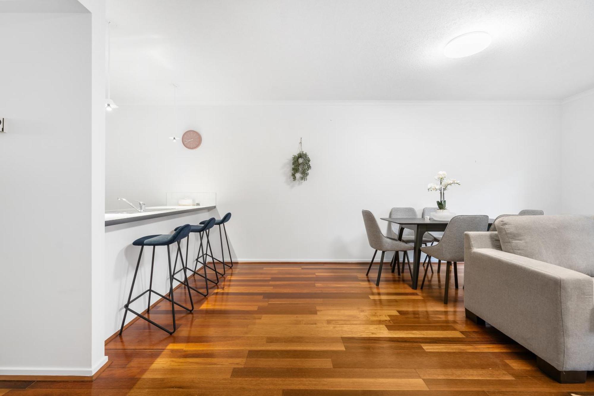 Coventry Gardens Family Escape -sleeps 4 Melbourne