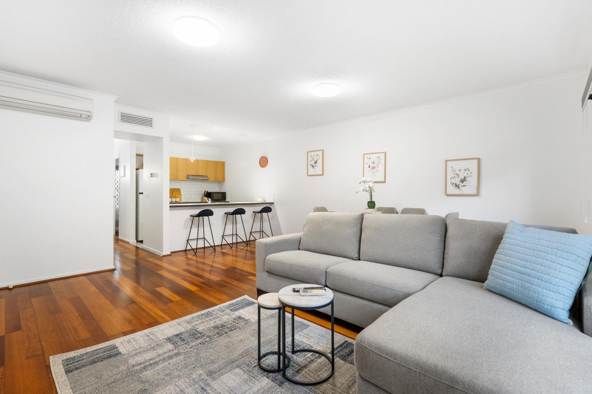 Coventry Gardens Family Escape -sleeps 4 Apartment