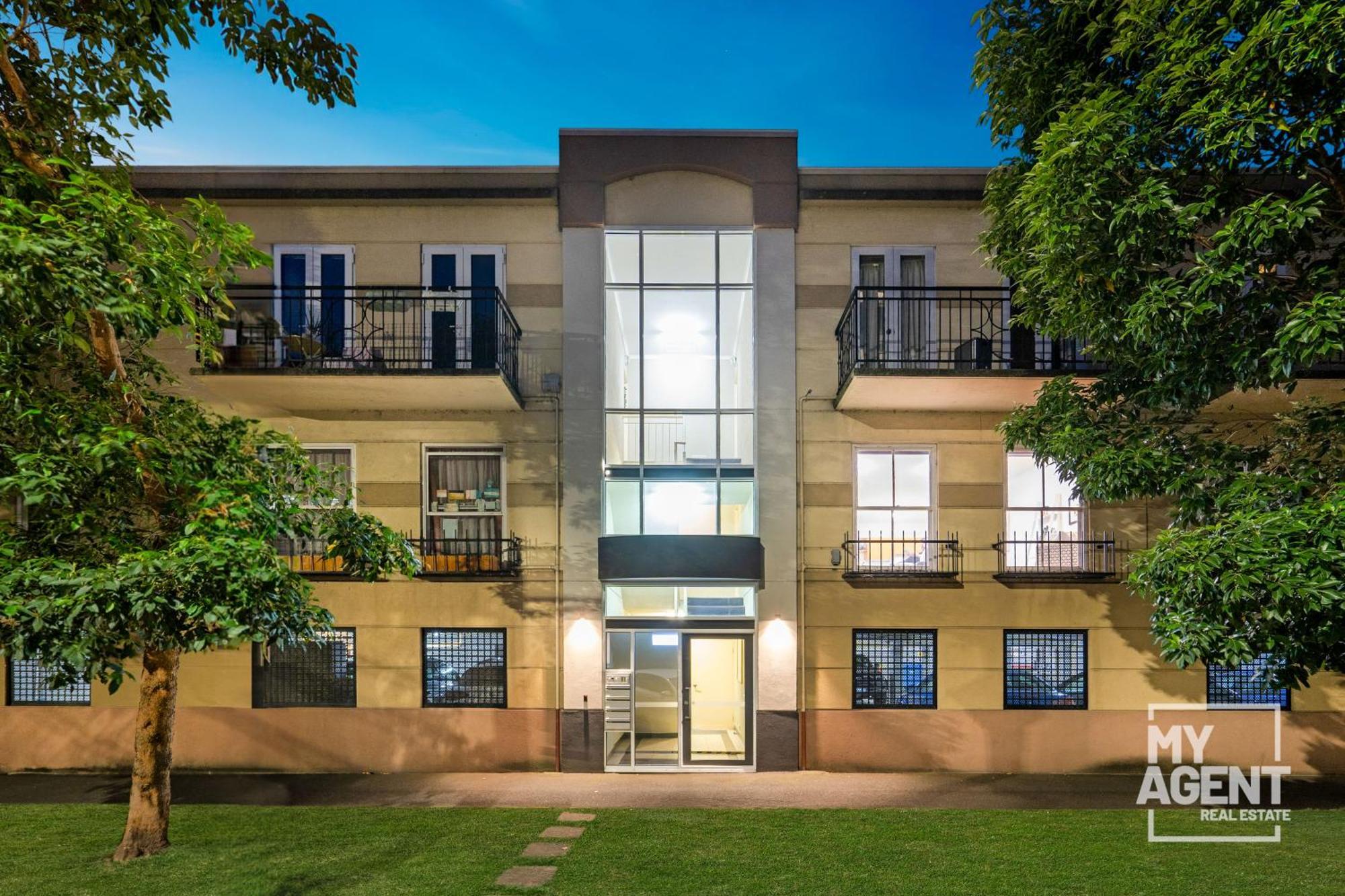 Coventry Gardens Family Escape -sleeps 4 * Melbourne
