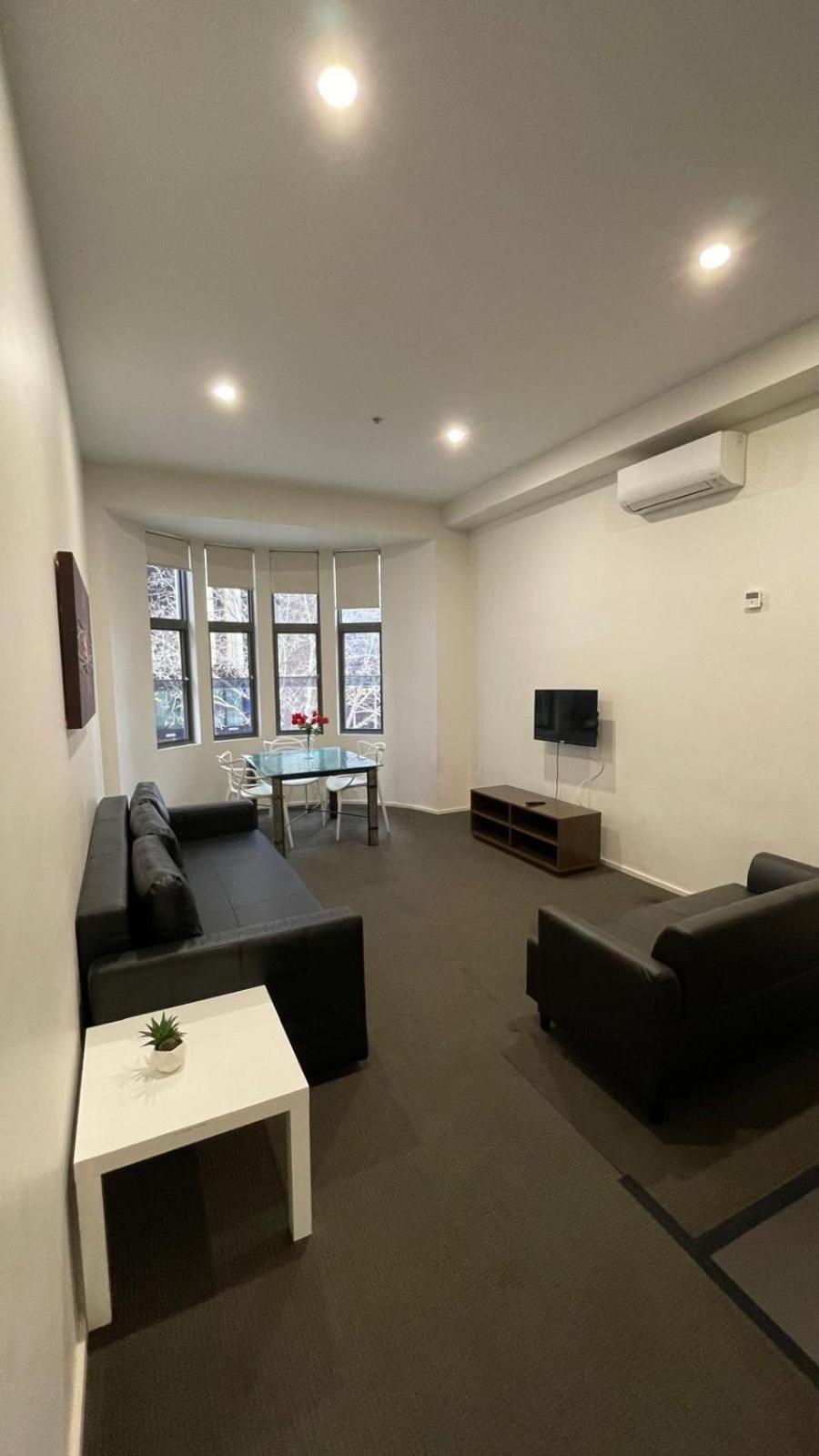 Hotel Comfort On Elizabeth 4*