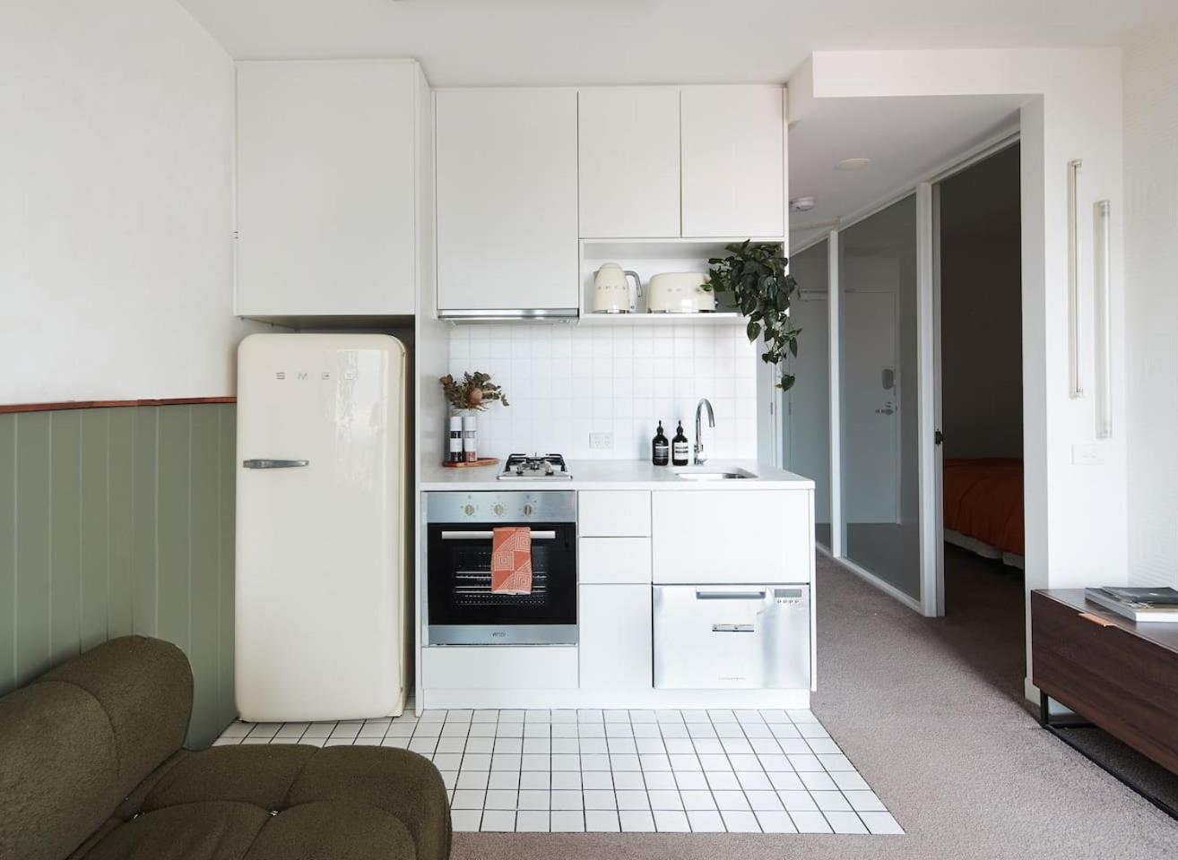 A'beckett Abode - A Stylish Sky-high Escape Melbourne
