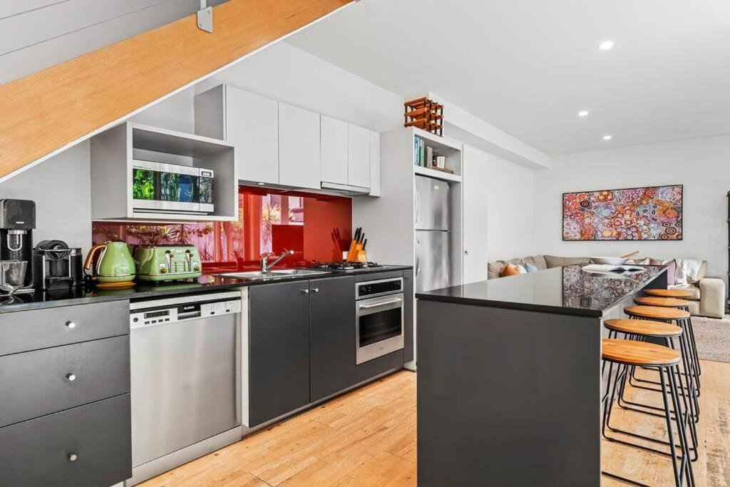 The Avenue The Place Terrific 4br 2bth Townhouse Holiday home *